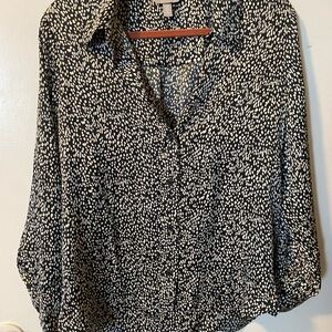 H&M Black and White Pebble  Blouse Size M